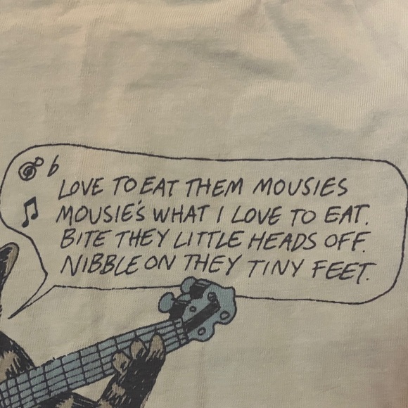 Fun singing Cat Guitar Graphic Tee - Picture 3 of 5